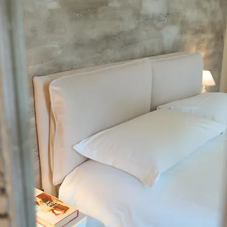 בית חווה Il Casolare Punto Fiore