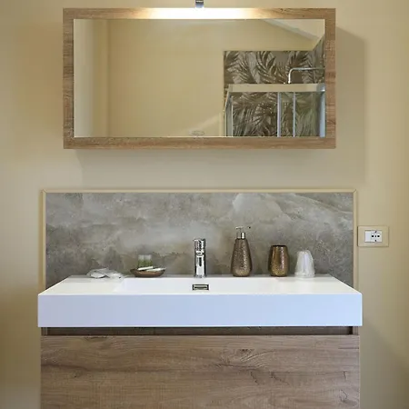 בית חווה Il Casolare Punto Fiore