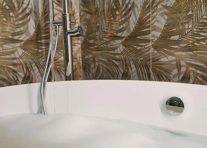 مزرعة للإقامة Il Casolare Punto Fiore كاستيل سان بييترو تي