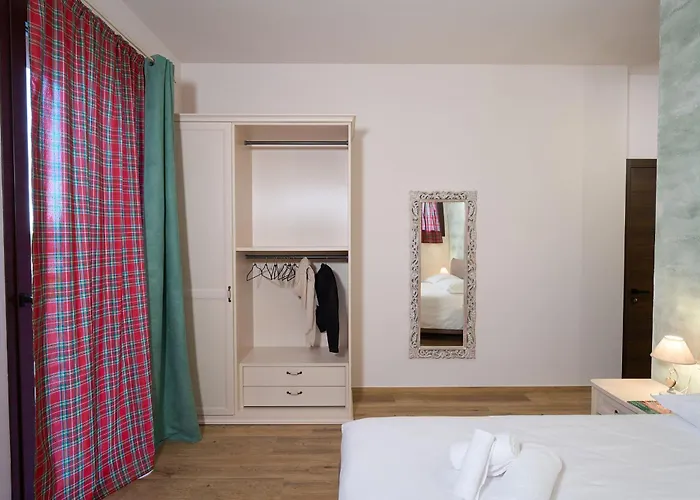 مزرعة للإقامة Il Casolare Punto Fiore كاستيل سان بييترو تي