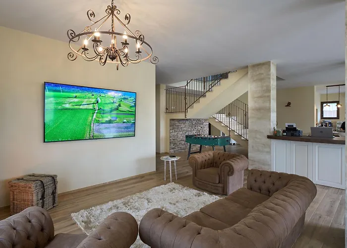 Il Casolare Punto Fiore مزرعة للإقامة كاستيل سان بييترو تي