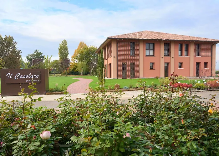 Il Casolare Punto Fiore مزرعة للإقامة كاستيل سان بييترو تي