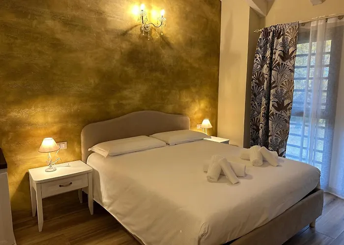 مزرعة للإقامة Il Casolare Punto Fiore كاستيل سان بييترو تي